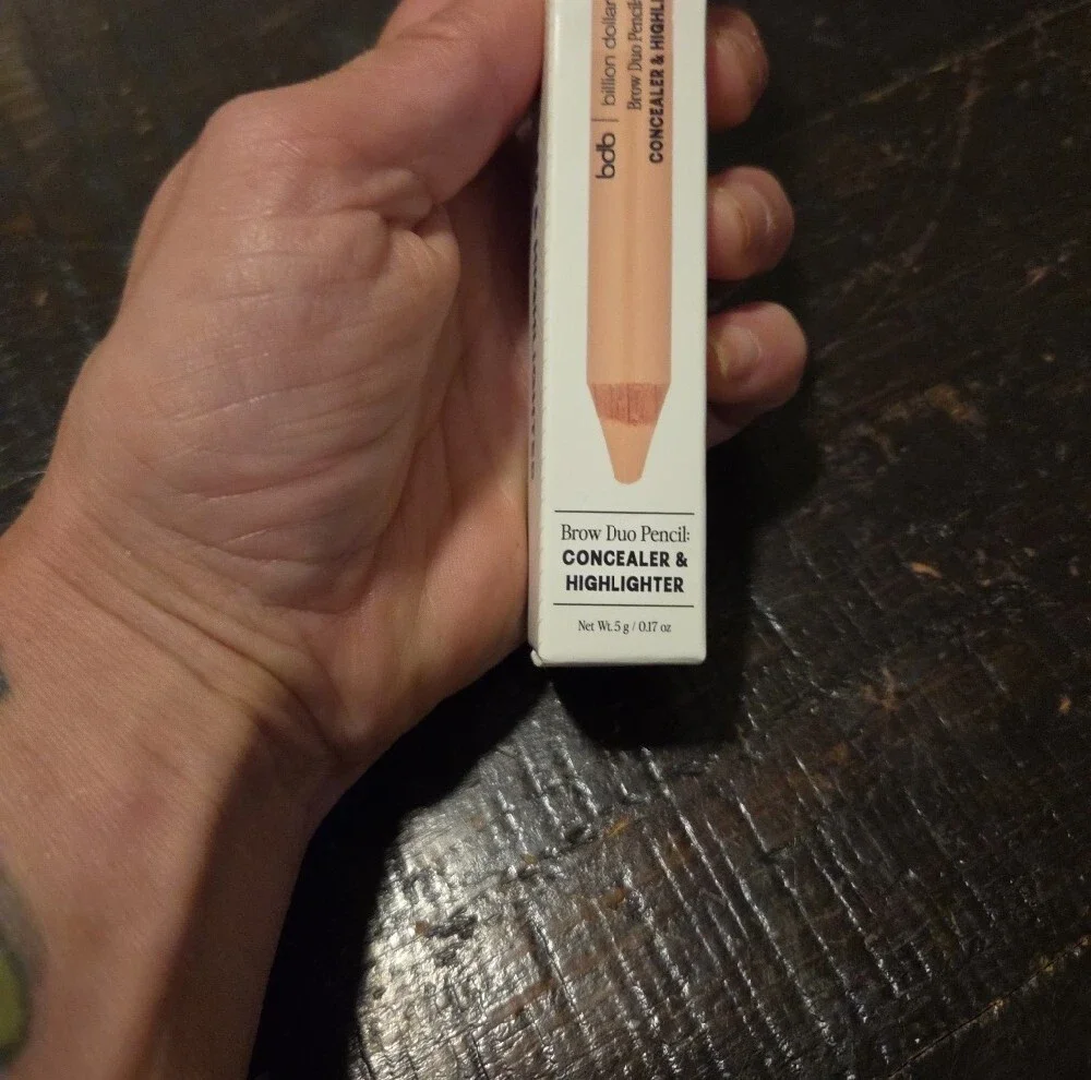 bdb Brow Duo Concealer & Highlighter Pencil And Sharpener